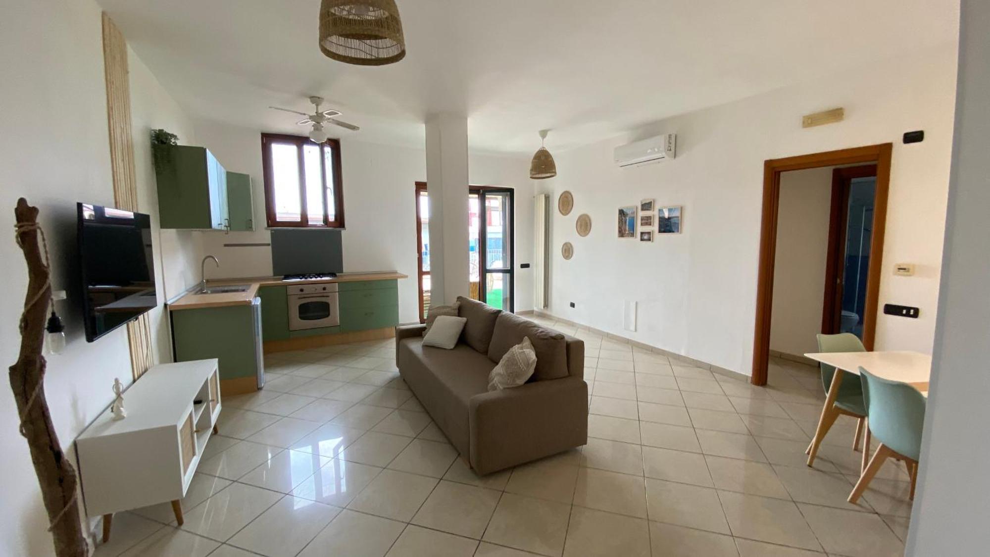Appartement Giu Al Porto à Salernes Extérieur photo